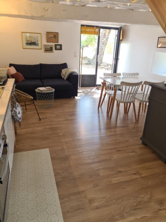 Charmant Logement A La Campagne Gazaupouy Exterior foto